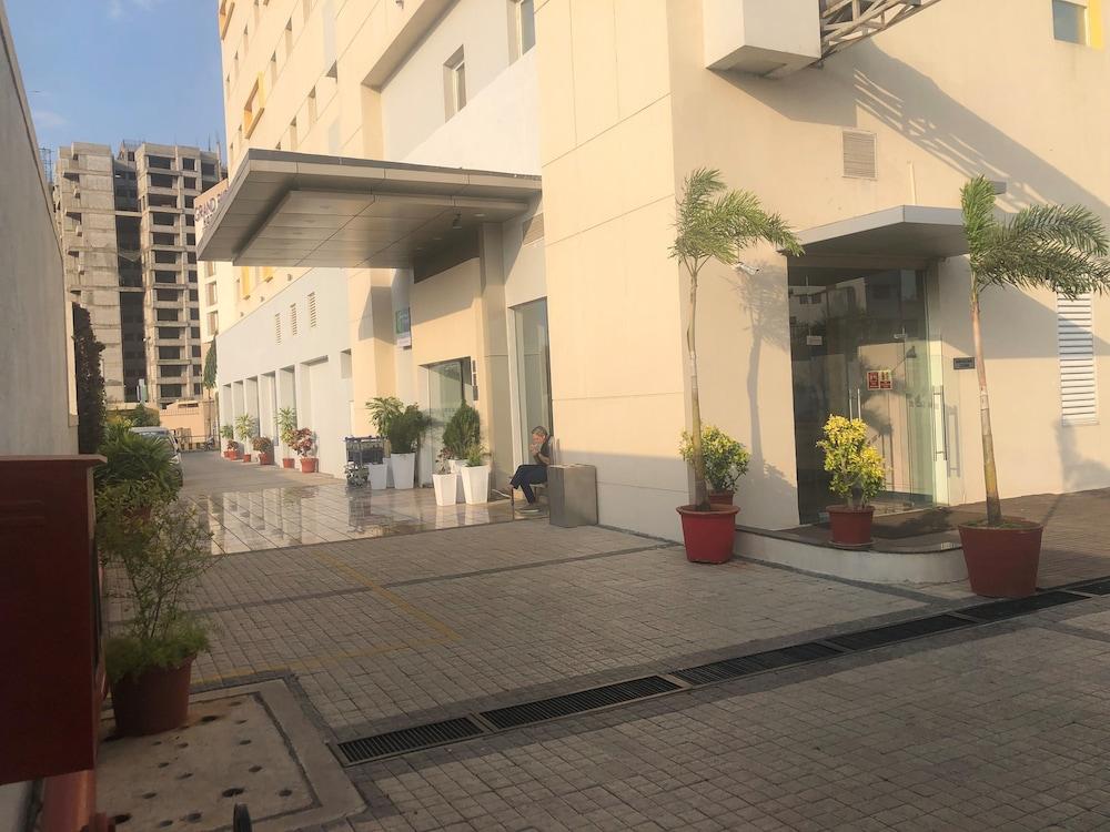 Holiday Inn Express Nashik Indira Nagar By Ihg Exteriör bild